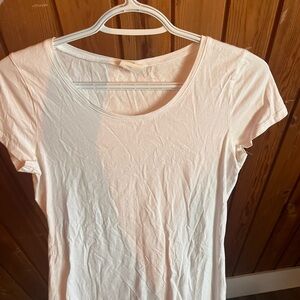 Soft White Fitted T-Shirt with Short Sleeves